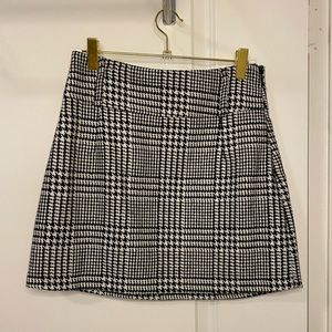 Tweed mini skirt with belt